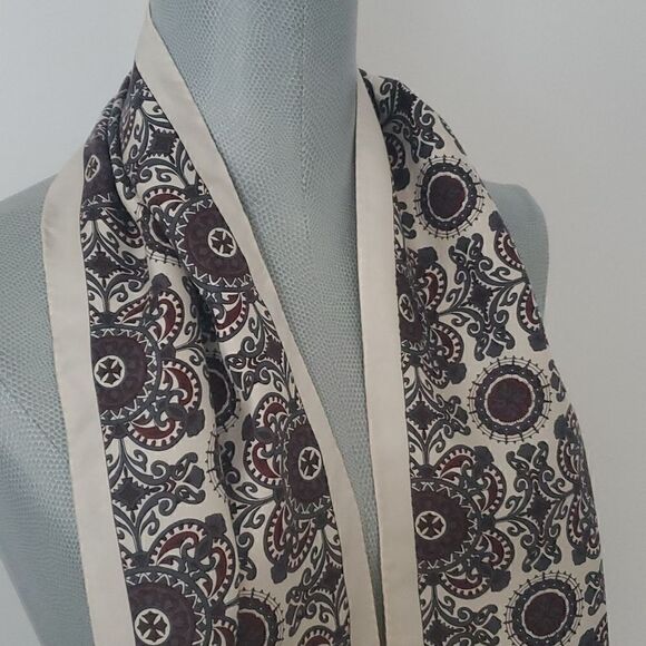 Ginnie Johansen | Silk Skarf - Picture 3 of 8